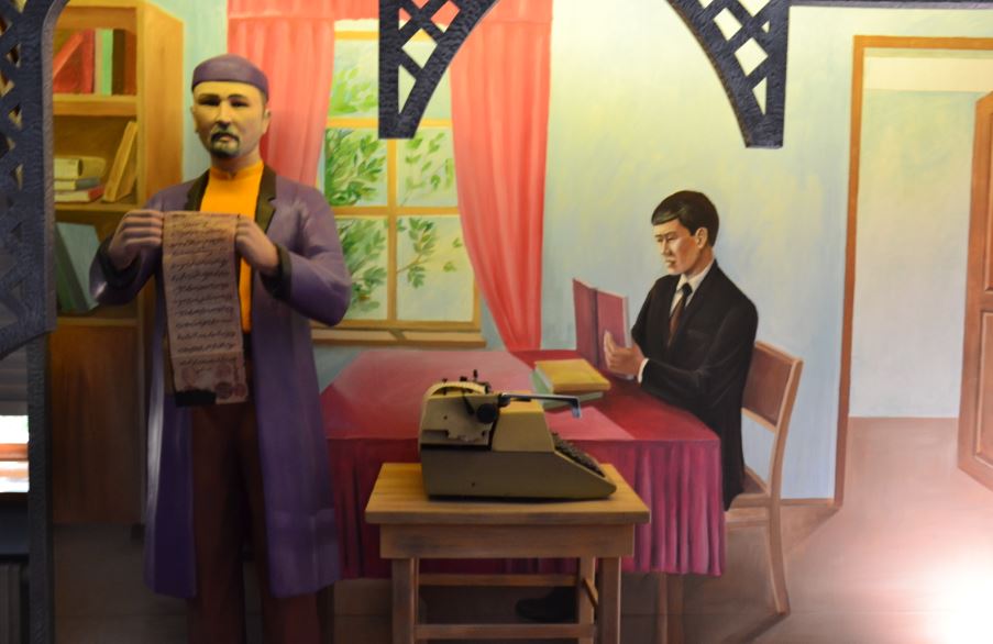 شاعىن پىشىمدەگى كىتاپتار كورمەسى ءوتتى