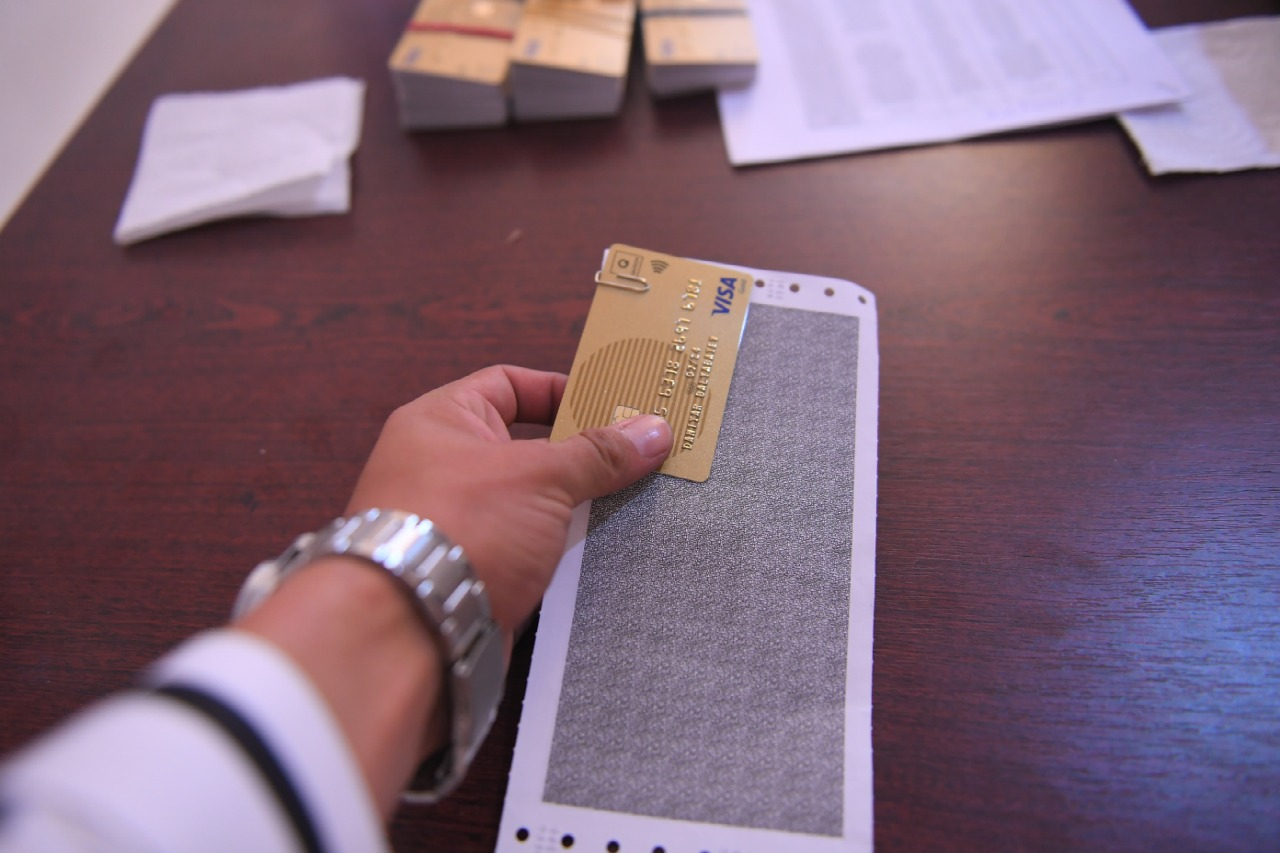 ارىس تۇرعىندارىنا 100 مىڭ تەڭگە وتەماقىنى الۋ ءۇشىن بانك كارتاسى تاراتىلدى