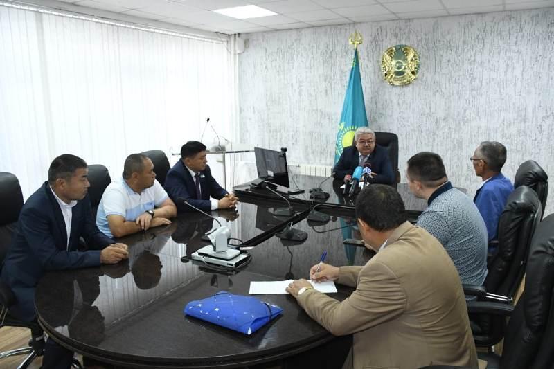 سولتۇستىك قازاقستاندا تۇركىستاندىق باق وكىلدەرىنە اقپاراتتىق تۋر ۇيىمداستىردى