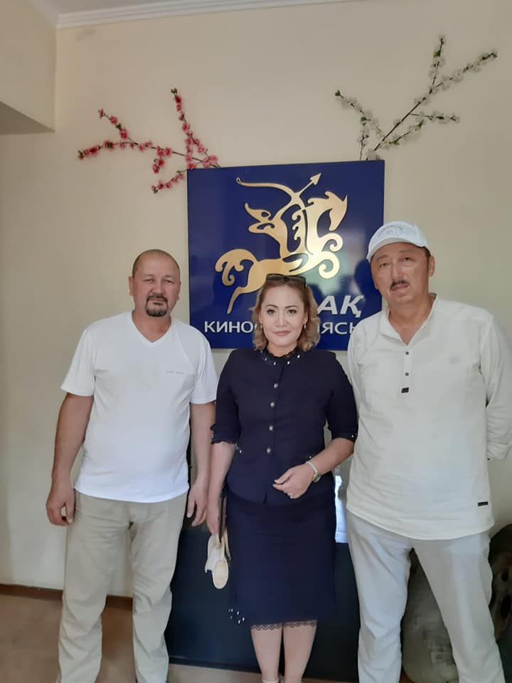 پارلامەنت سەناتىنىڭ دەپۋتاتى شىمكەنتتە «ساق» كينوستۋدياسىنىڭ جۇمىسىمەن تانىستى