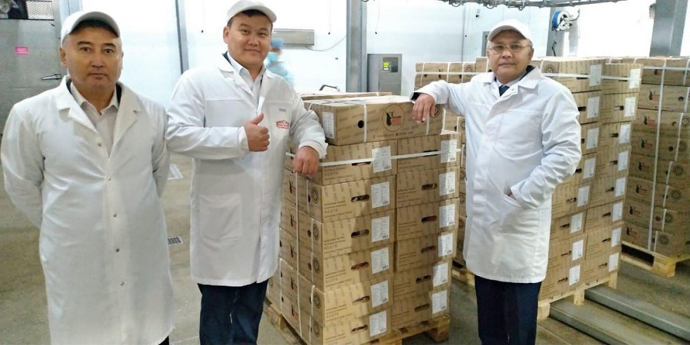 اقتوبە وبلىسىنان قحر-عا مۇزداتىلعان سيىر ەتىنىڭ ءبىرىنشى پارتياسى جونەلتىلدى