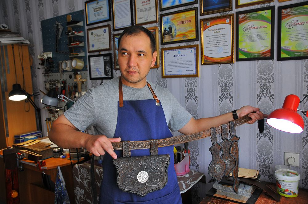 عاجاپ زات-اۋ بۇل-داعى!