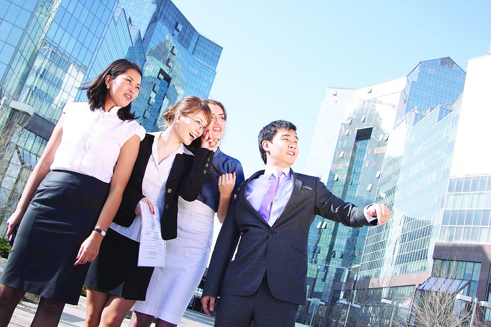 جەر-جاھاننان وزگەرىسكە  ۇمتىلعان جاستار جينالادى