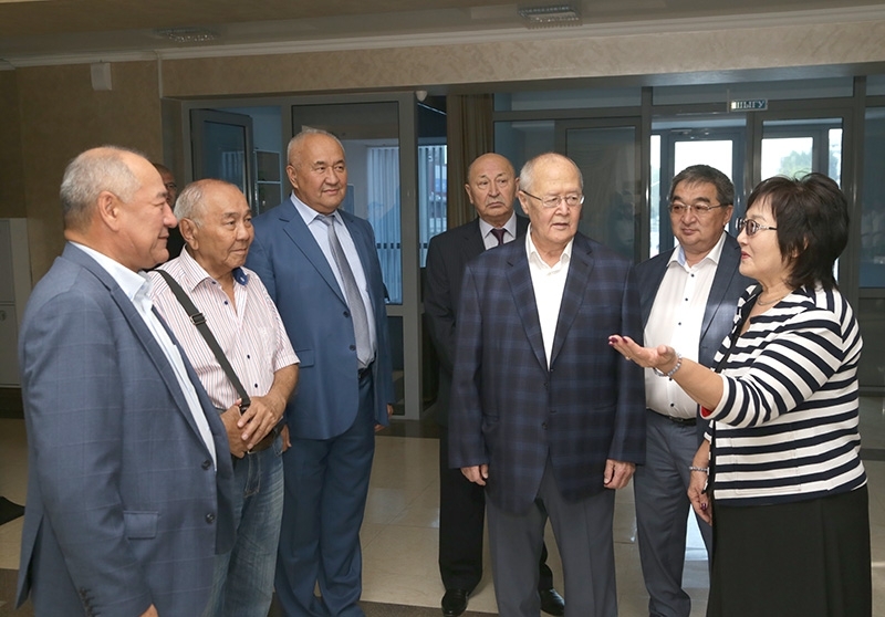 قاراعاندىدا «تىلدەر مەن مادەنيەتتەر ديالوگى» فورۋمى ءوتتى