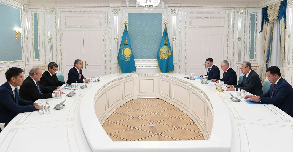 مەملەكەت باسشىسى ورتالىق ازيا مەملەكەتتەرىنىڭ سىرتقى ىستەر مينيسترلەرىمەن كەزدەستى