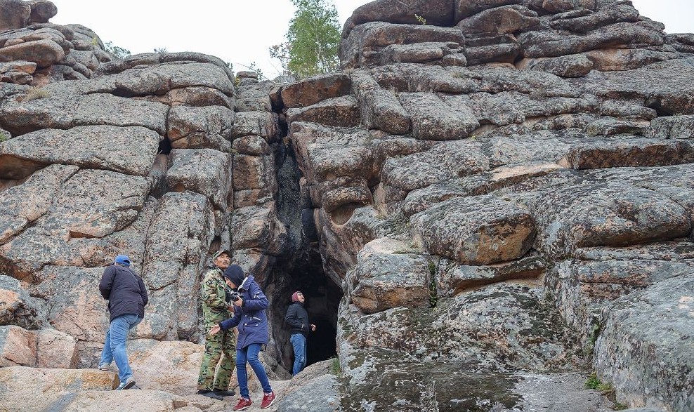 ۇڭگىرلەرگە جارىق تۇسپەك