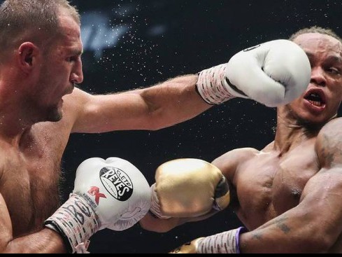 سەرگەي كوۆالەۆ ەنتوني ياردتى نوكاۋتقا ءتۇسىردى (ۆيدەو)