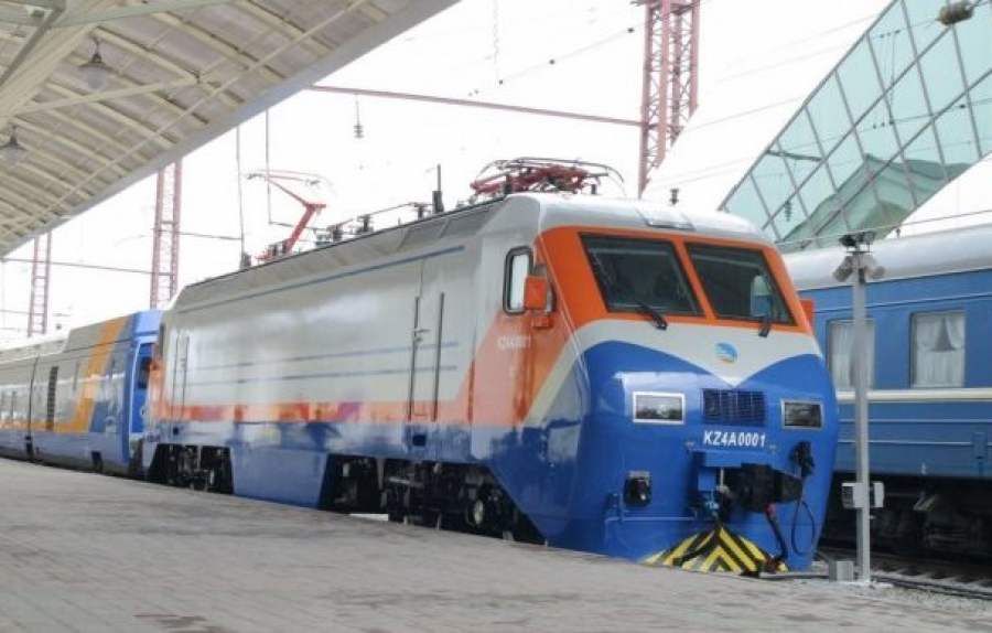 قوسىمشا بىررەتتىك پويىزدار ىسكە قوسىلادى