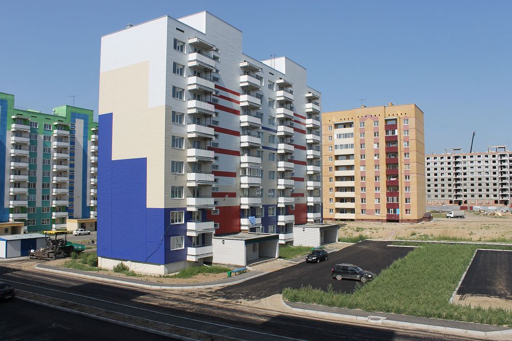 سەمەيدە «نۇرلى جەر» باعدارلاماسى بويىنشا پاتەرلەر قولجەتىمدى بولدى