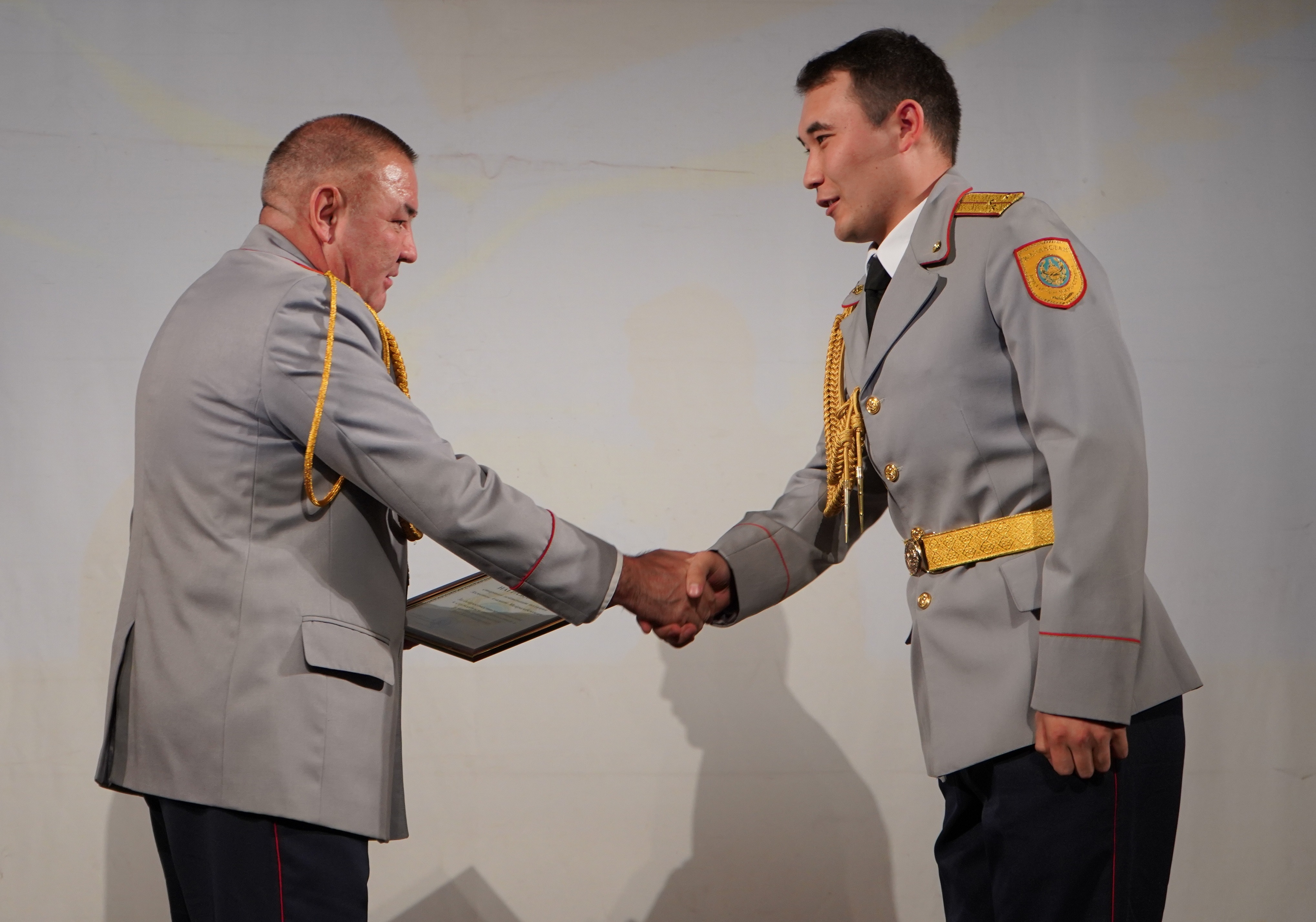 قوستانايلىق ساقشىلار مەرەكە كۇنى ماراپاتتالدى