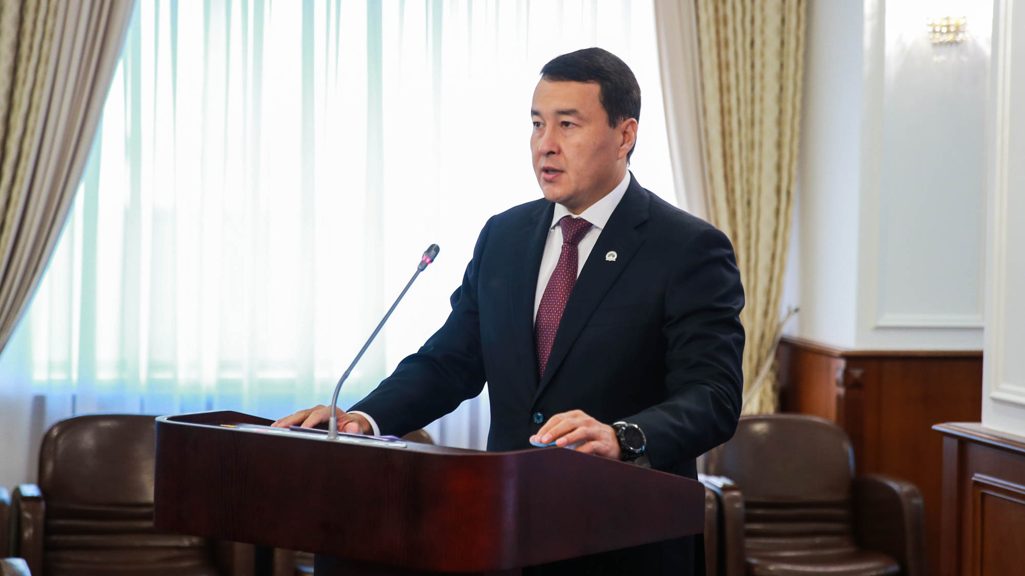 مەملەكەتتىك جانە ۇلتتىق كومپانيالار قىزمەتكەرلەرىنىڭ سانى 25%-عا قىسقاراتىن بولادى— ءا. سمايىلوۆ