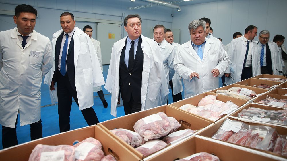 پرەمەر-مينيستر اسقار مامين جۇمىس ساپارىمەن باتىس قازاقستان وبلىسىنا باردى