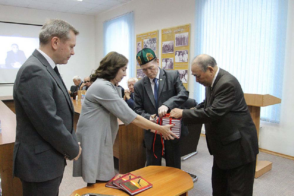 الاش تاريحىنا ارنالعان جيناق شىقتى