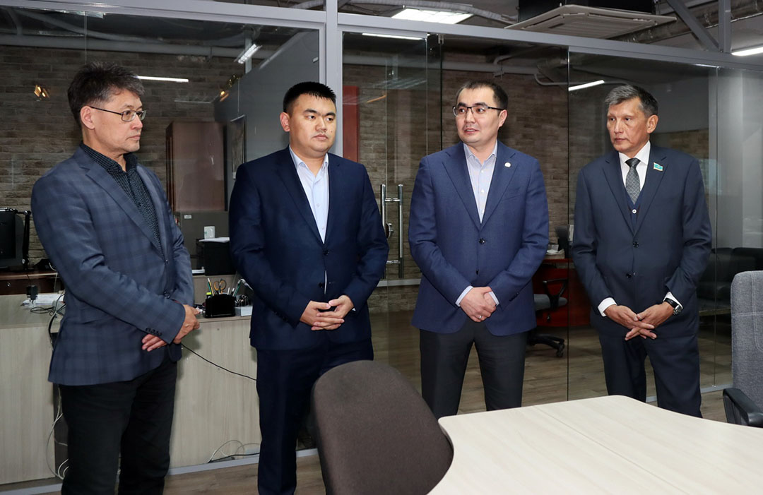 نۇرمۇحامەد بايعارا «ايقىن» گازەتىنىڭ باس رەداكتورى بولىپ تاعايىندالدى