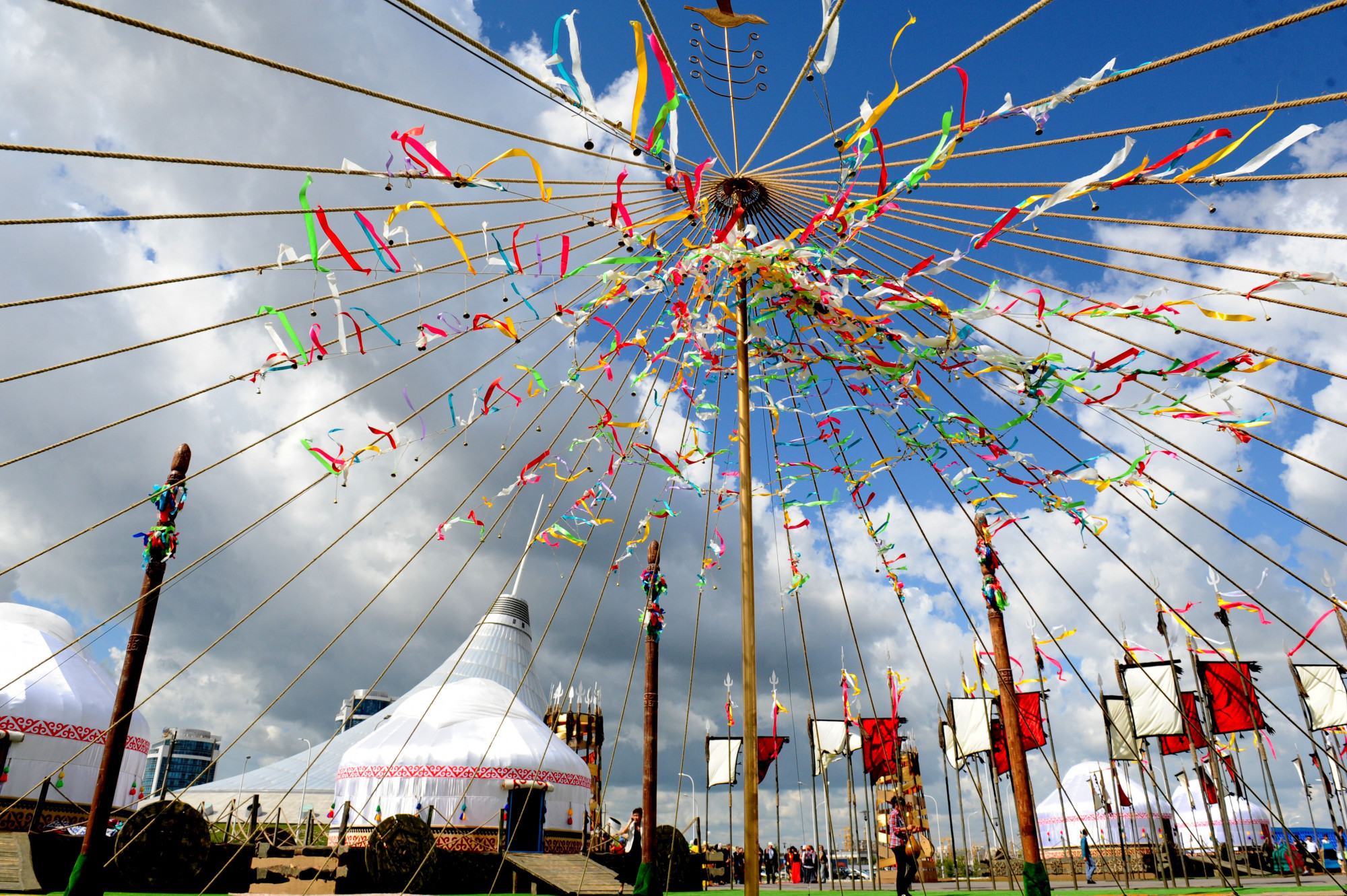 ەلوردادا دەمالىس كۇنى قايدا بارۋعا بولادى