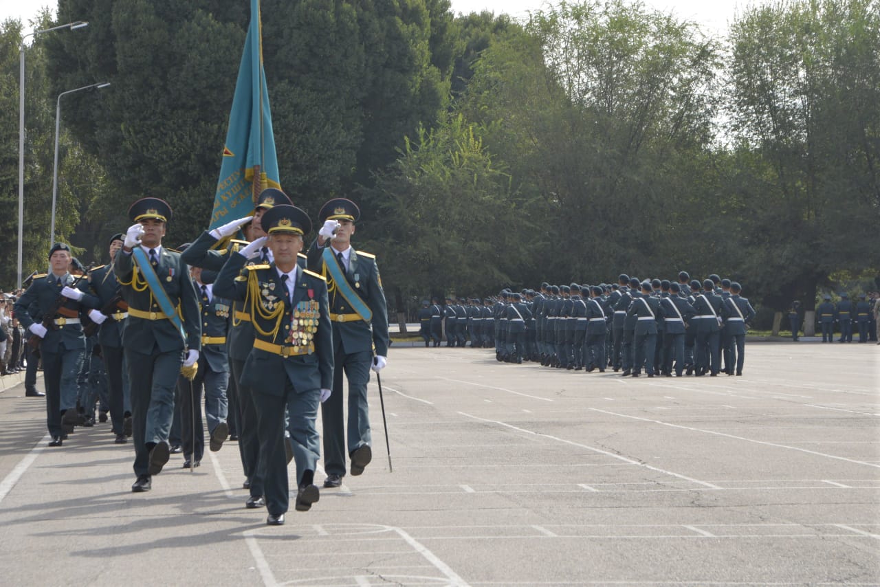 قۇرلىق اسكەرلەرىنىڭ اسكەري ينستيتۋتىندا  جانا وقۋ جىلى باستالدى