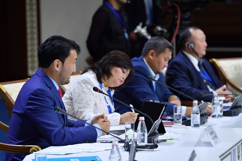 ۇلتتىق كەڭەس