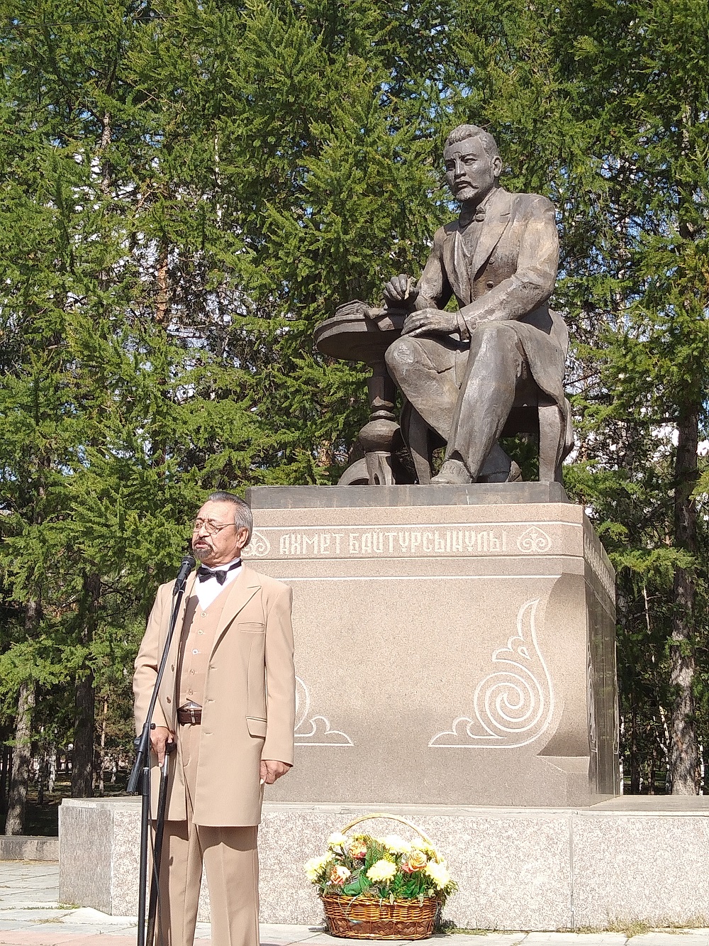 قوستانايدا احمەت بايتۇرسىنوۆتىڭ تۋعان كۇنىنە ارنالعان ادەبي كەش ءوتتى