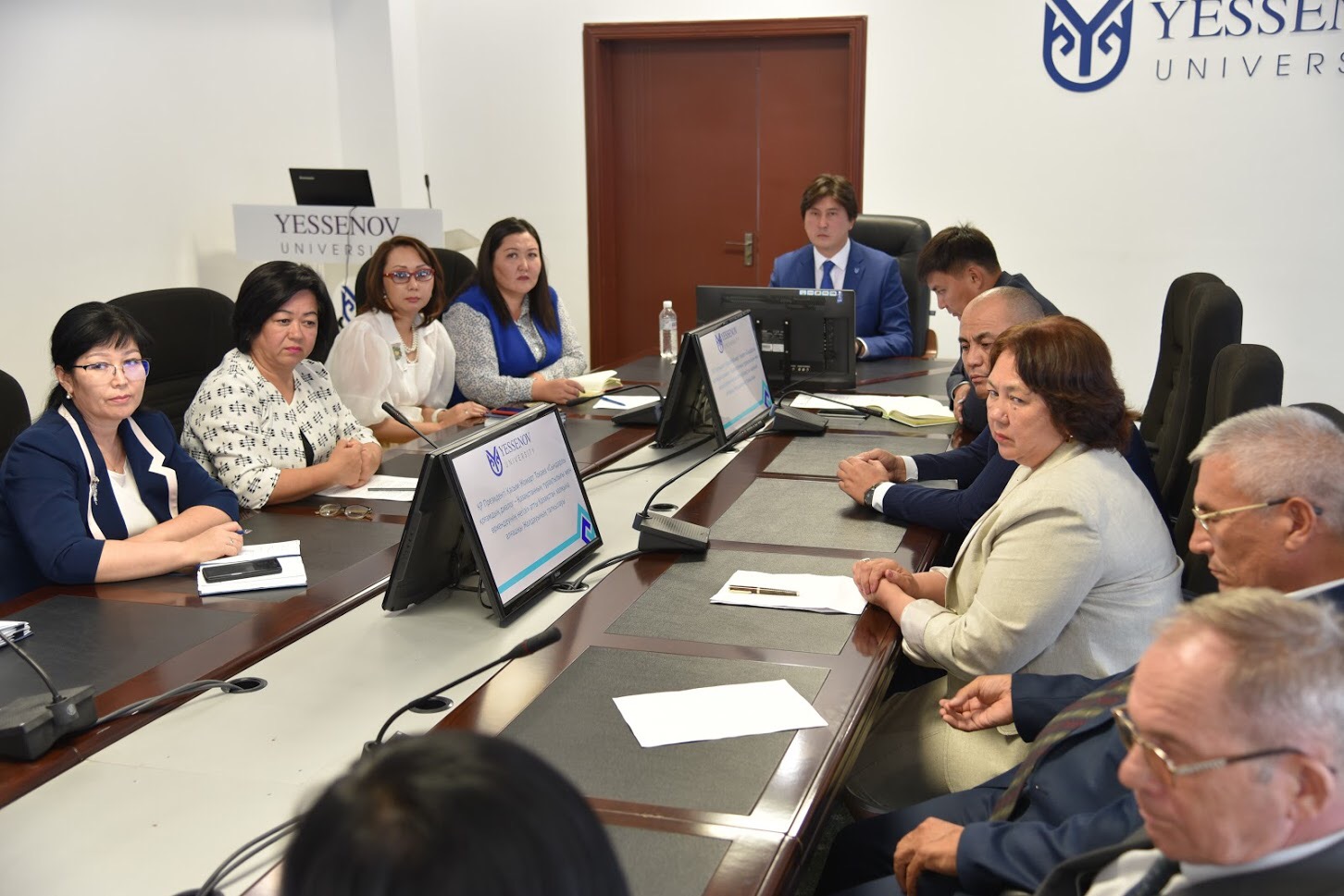 ش.ەسەنوۆ اتىنداعى كمتيۋ ۇجىمى جولداۋدىڭ باسىم باعىتتارىن تالقىلادى