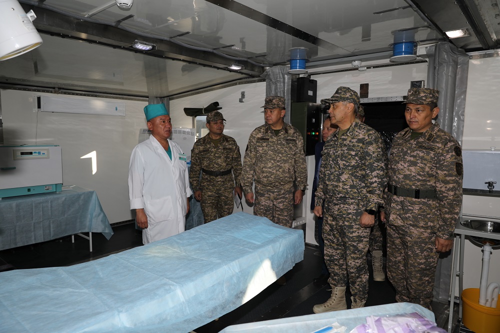 اقتوبە گارنيزونى مەديتسينالىق جابدىقتارىن ۇسىندى