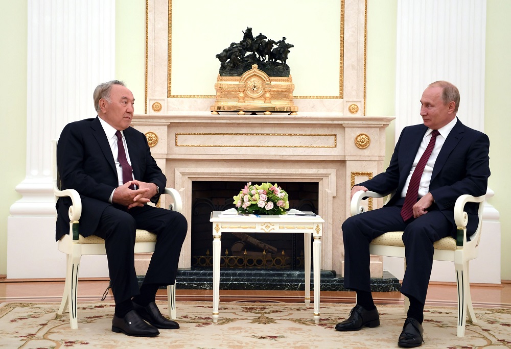 قازاقستاننىڭ تۇڭعىش پرەزيدەنتى رەسەي فەدەراتسياسىنىڭ پرەزيدەنتى ۆلاديمير پۋتينمەن كەلىسسوزدەر وتكىزدى