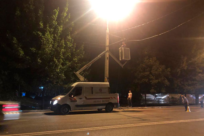 الماتىدا 121 كوشەنىڭ 140 شاقىرىمدىق سىرتقى جارىقتاندىرۋ جەلىسى اياقتالدى