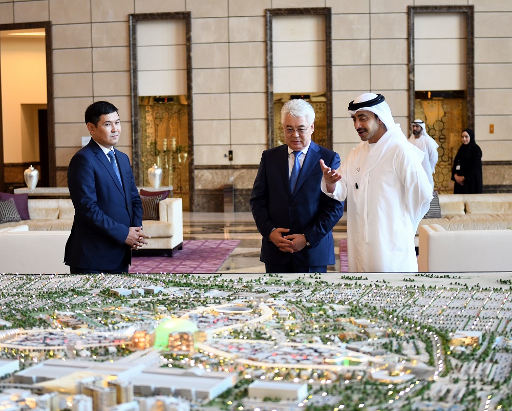 بەيبىت اتامقۇلوۆ ءباا پرەمەر-ءمينيسترىنىڭ ورىنباسارىمەن كەزدەستى