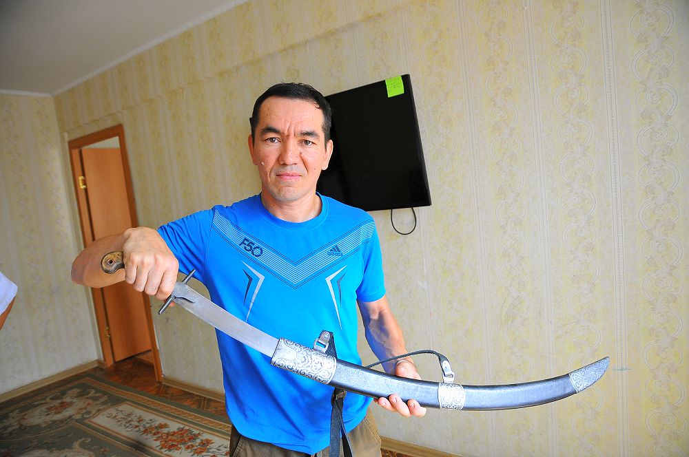 جانسىزعا جان بىتىرگەن...