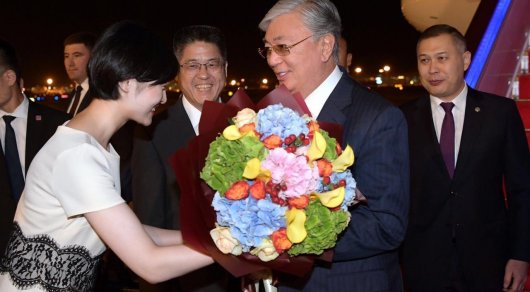 مەملەكەت باسشىسىنىڭ اپتالىق جۇمىسىنا بەينەشولۋ