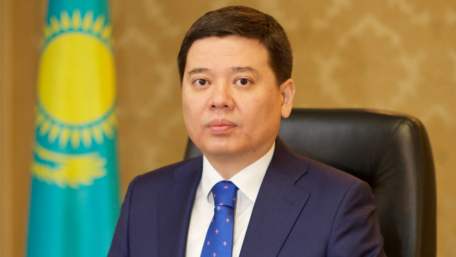 م. بەكەتاەۆ قوعام بەلسەندىلەرىن مينيسترلىك جۇزەگە اسىرعان جوباعا قاتىسۋعا شاقىردى