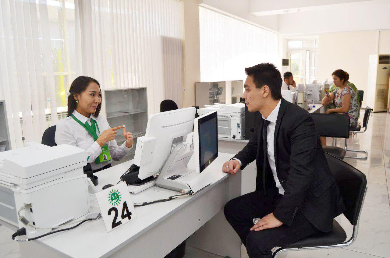 حقو-دا مەملەكەتتىك قىزمەتتەر ىم-يشارا تىلىندە كورسەتىلەدى