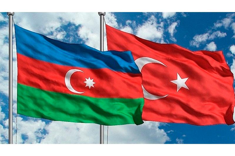 تۇركيا مەن ازەربايجان پارلامەنتتەرىنىڭ توراعالارى تۇركى اكادەمياسىنىڭ التىن مەدالىمەن ماراپاتتالدى