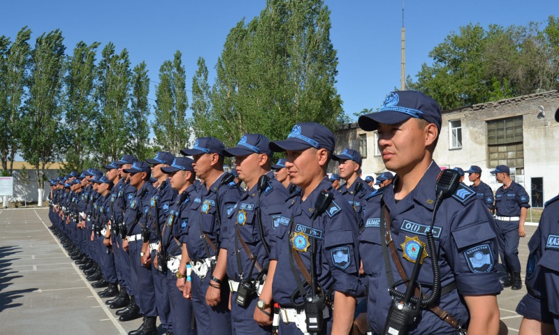 بەيبىت كۇننىڭ باتىرلارى ءدارىس وقيدى