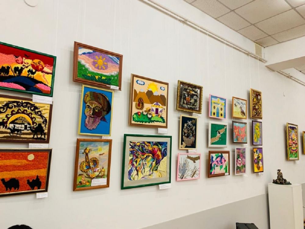 قاراعاندىدا ونەرلى ورەندەردىڭ كورمە-بايقاۋى باستالدى