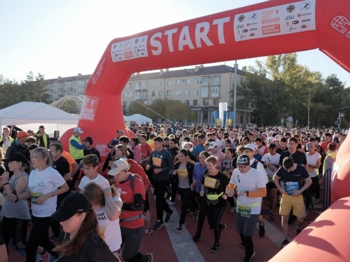 قاراعاندىدا "Kúzdik Jarty Marathon" جەڭىمپازدارى انىقتالدى