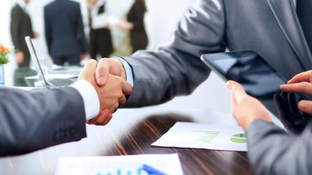 اعا بۋىننىڭ اقىلى مەن ينتەرنەتتىڭ «يگىلىگى»