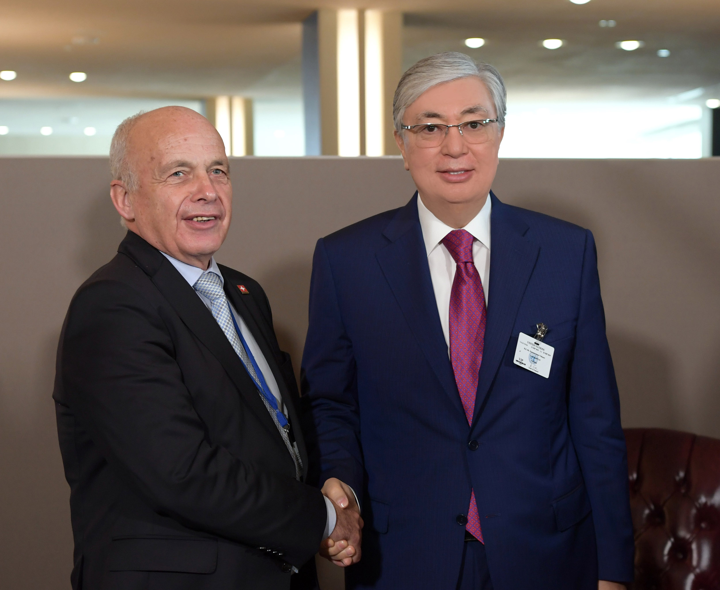 پرەزيدەنت شۆەيتساريا كونفەدەراتسياسىنىڭ پرەزيدەنتى ۋلي ماۋرەرمەن كەزدەستى