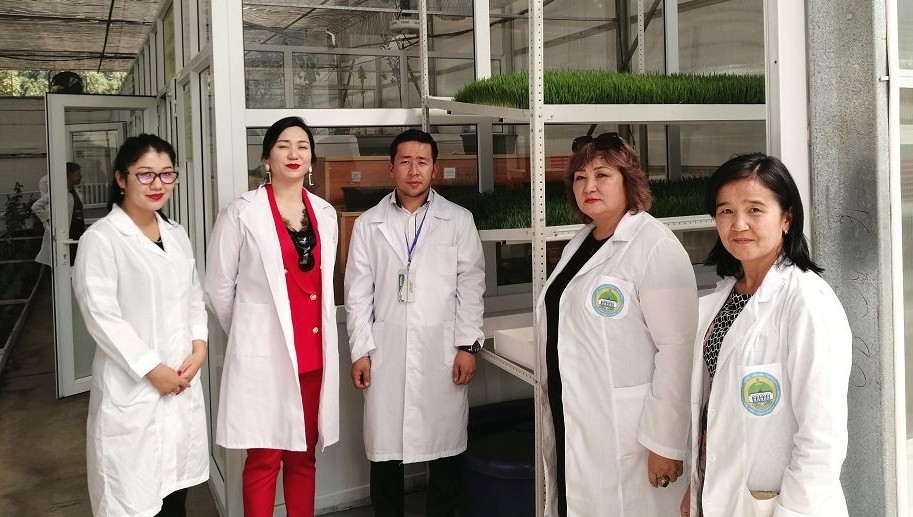 اگرارلىق سالا عىلىممەن بىرگە داميدى