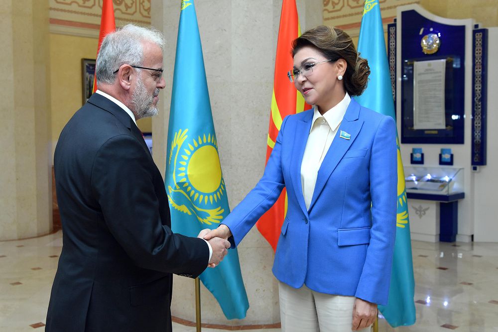 ىنتىماقتاستىق جالعاسا بەرەدى