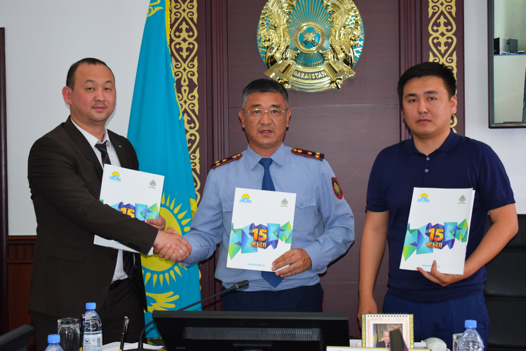 اقتاۋدا پوليتسەيلەردى باسپانامەن قامتۋ كەلىسىمىنە قول قويىلدى