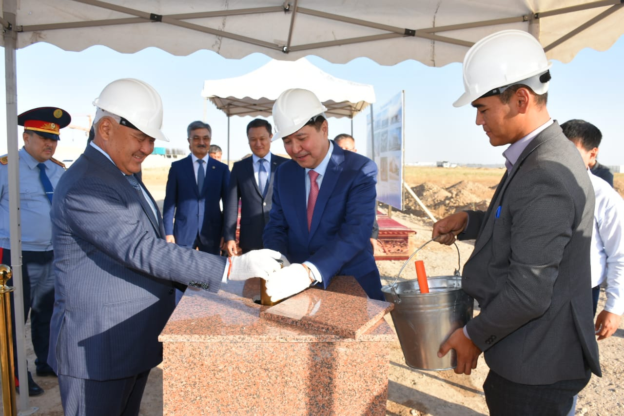 جوعارعى سوت توراعاسى تۇركىستان وبلىسىنا ىسساپارمەن كەلدى