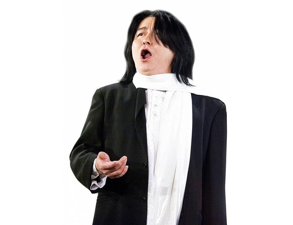 ەرەكشە داۋىستى ءانشىنى ەسكە تۇسىرمەك