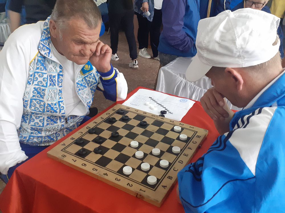 قاريالار كوڭىلىنە قاياۋ تۇسپەسىن...