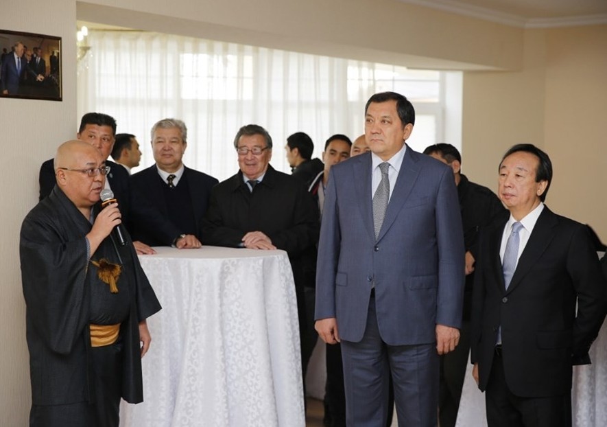 جاپوندىق كومپانيا جايىق جاعاسىن جوندەيدى