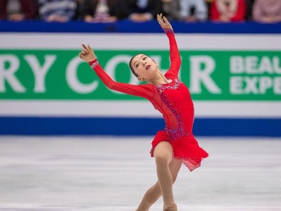 مانەرلەپ سىرعاناۋ: ەليزابەت تۇرسىنباەۆا شانحايدا كۇمىس مەدال يەلەندى