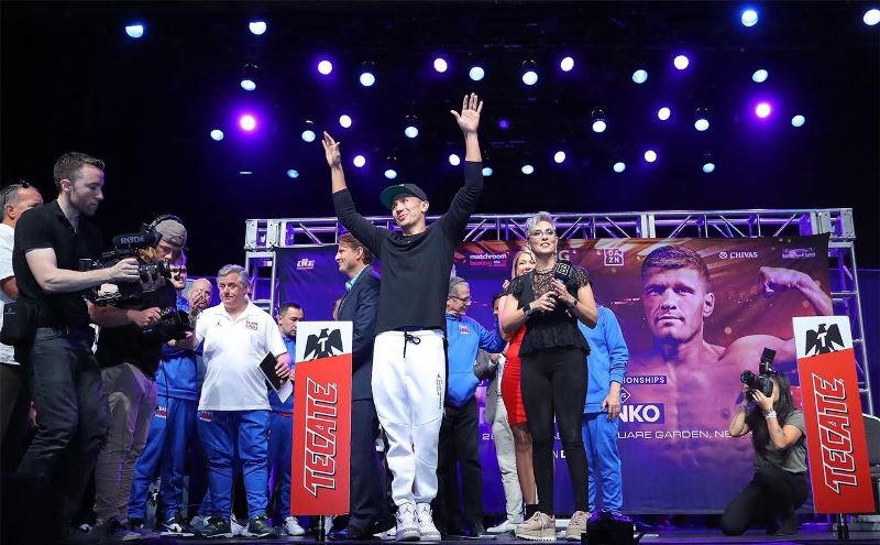 گولوۆكين مەن دەرەۆيانچەنكو جەكپە-جەك الدىندا سالماقتارىن ولشەدى