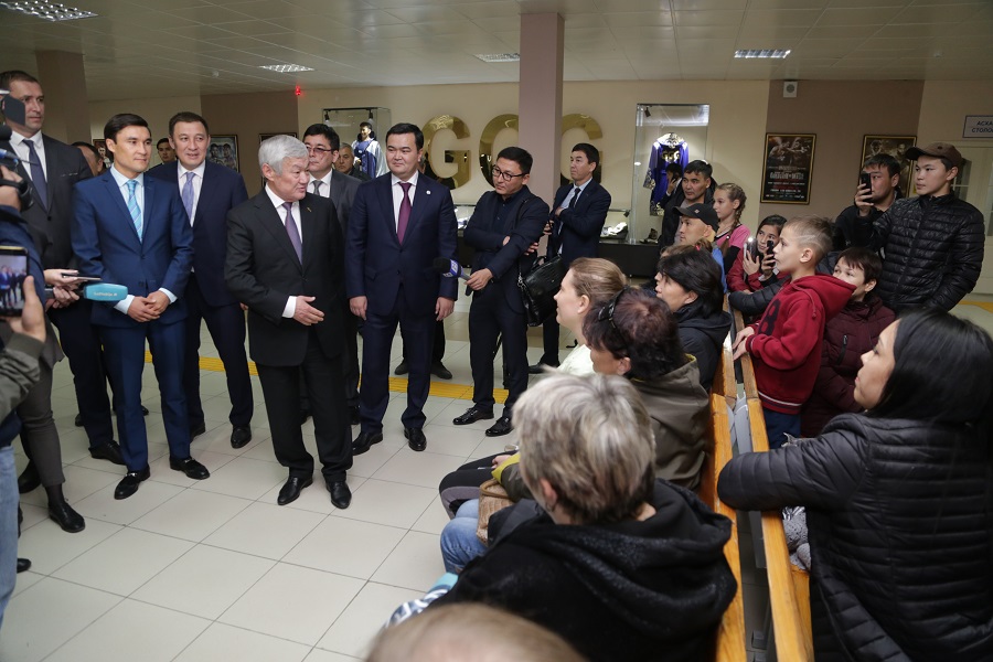 بەردىبەك ساپارباەۆ قاراعاندى وبلىسىنىڭ جۇرتشىلىعىمەن كەزدەستى