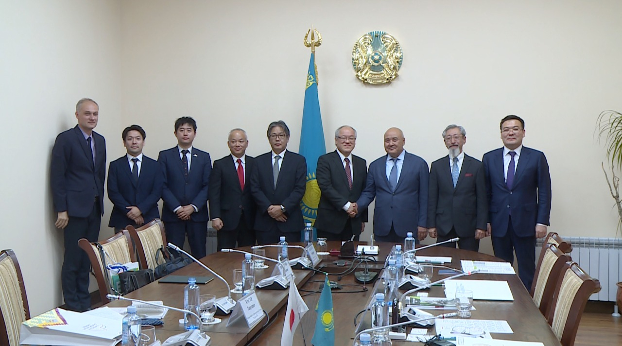 ومىرزاق شوكەەۆ جاپونيا ەلشىسى تاتسۋحيكو كاسايدى قابىلدادى