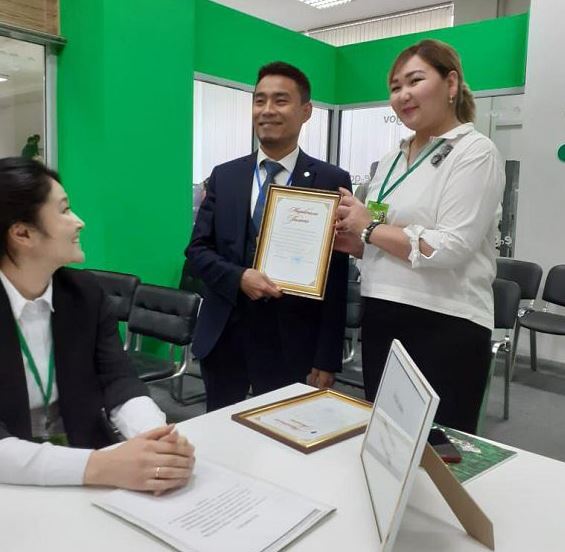 الماتىدا «ازاماتتارعا ارنالعان ۇكىمەت» ۇيىمىندا مۇگەدەكتىگى بار 52 مامان جۇمىس ىستەيدى