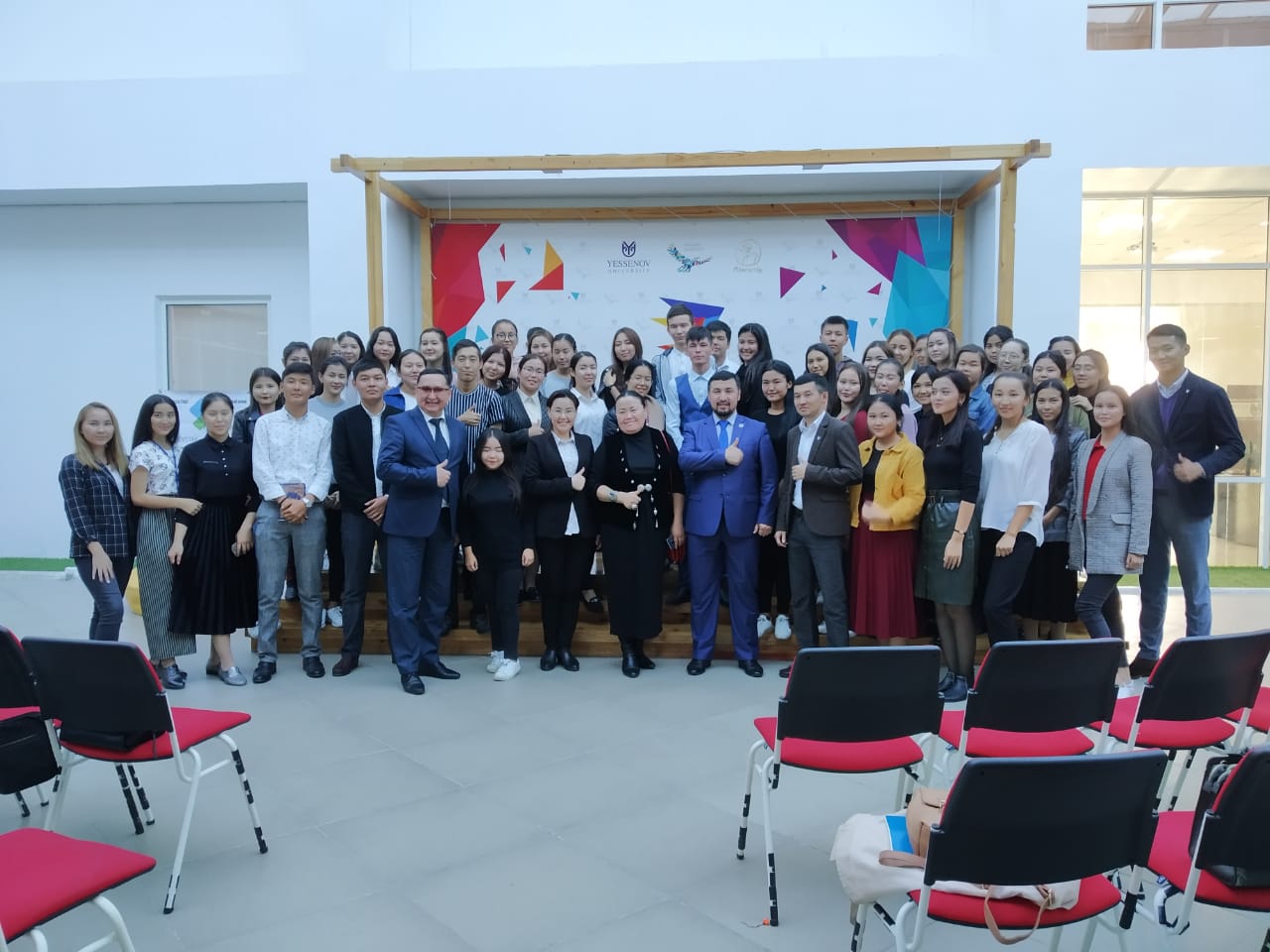 ۋنيۆەرسيتەت ستۋدەنتتەرىنە جەمقورلىققا قاتىستى ءدارىس وقىلدى